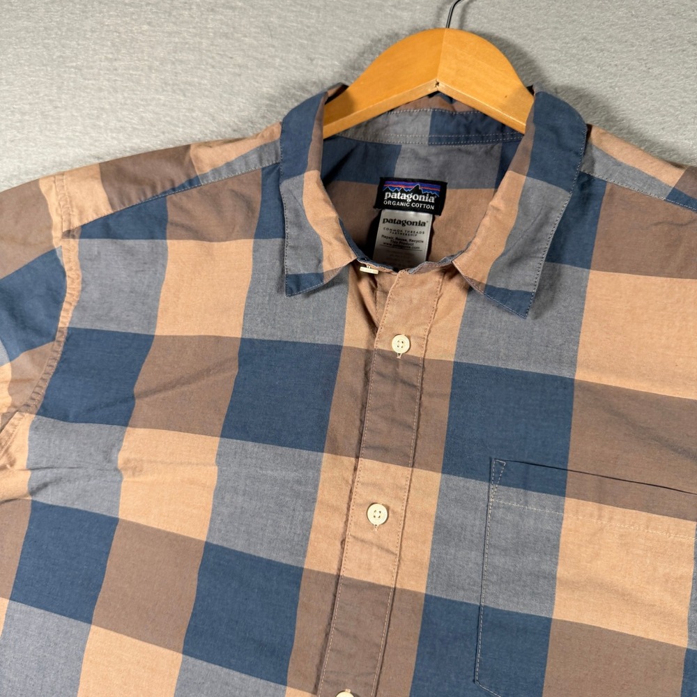 Patagonia Mens Organic Cotton Plaid Short Sleeve Button Down Shirt Brown Blue L - Picture 4 of 13